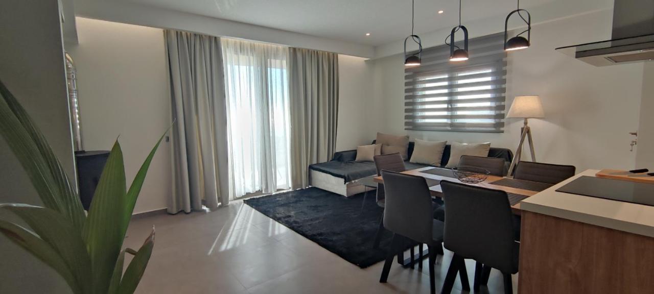 Thea Villas Makrýgialos Екстериор снимка