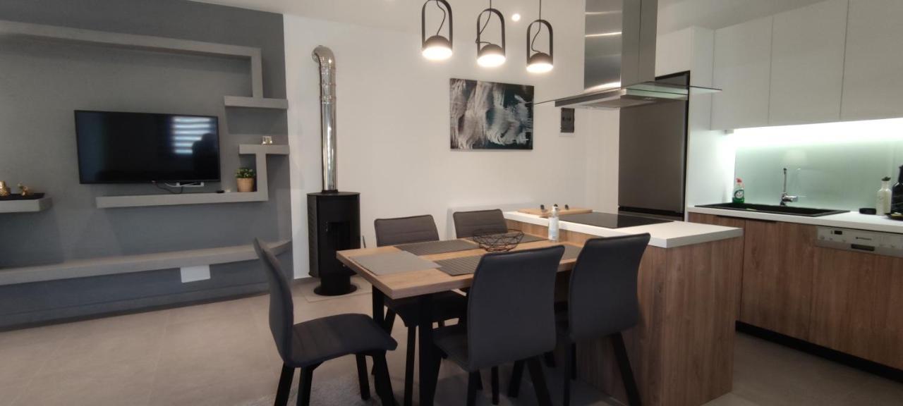 Thea Villas Makrýgialos Екстериор снимка